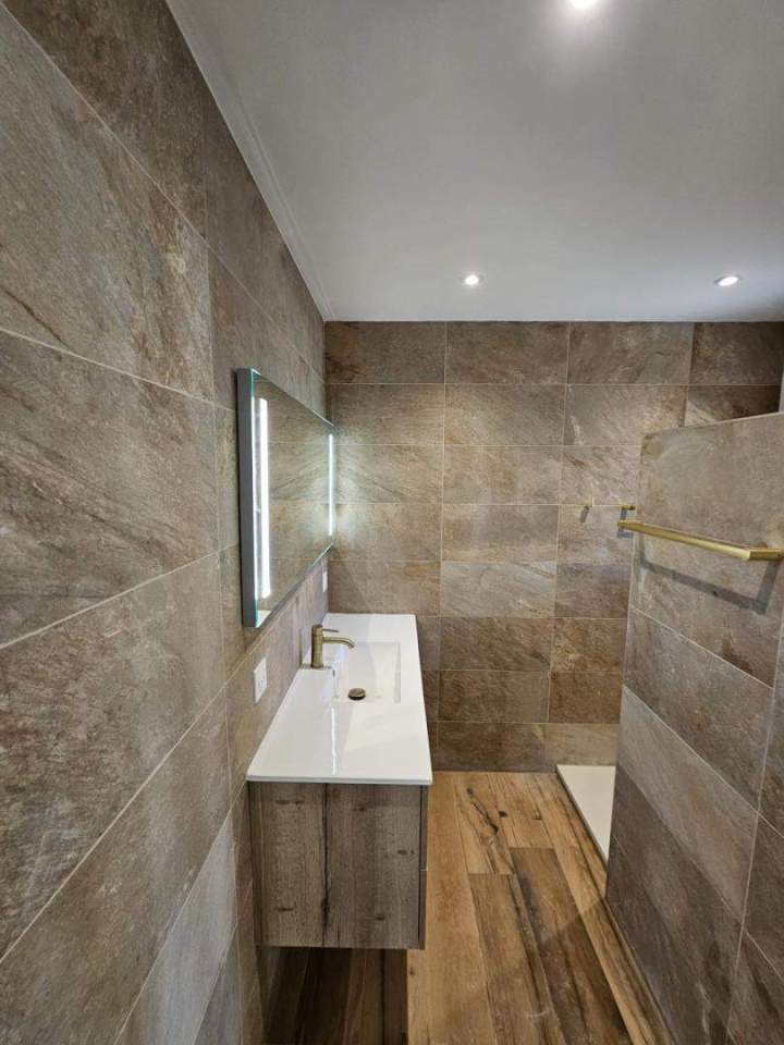 Comment optimiser l'espace d'une salle de bain pour un agencement pratique et fonctionnel ? Marseille<br>Quelles astuces pour optimiser l'espace d'une salle de bain pour un agencement pratique et fonctionnel ? Marseille<br>Comment réussir l’optimisation de l'espace d'une salle de bain pour un agencement pratique et fonctionnel ? Marseille