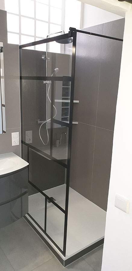 Coin douche élégant et design PACA